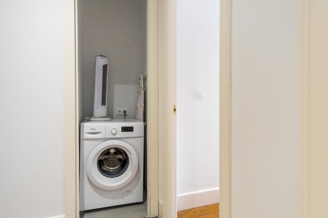 Santa Isabel 1 Appartement Madrid Buitenkant foto