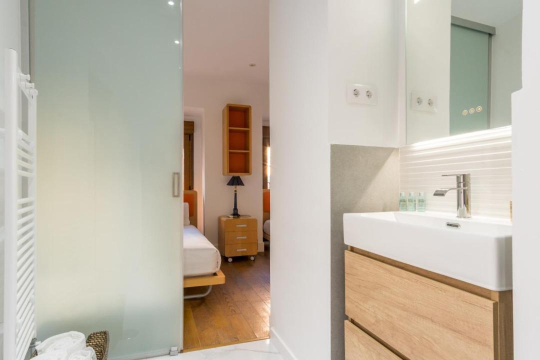 Santa Isabel 1 Appartement Madrid Buitenkant foto